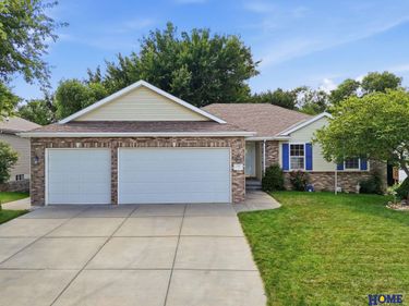 1051 N 81st Street, Lincoln, NE 68505