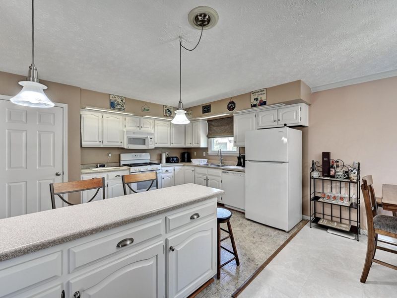59 Meadow Creek Drive, Florence, KY 41042 Photo 6