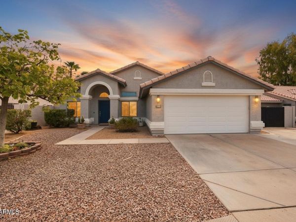 2419 S WALNUT Drive, Chandler, AZ 85248