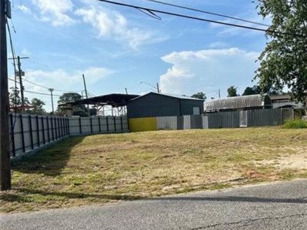 179 NORMANDY Avenue , Harahan, LA 70123
