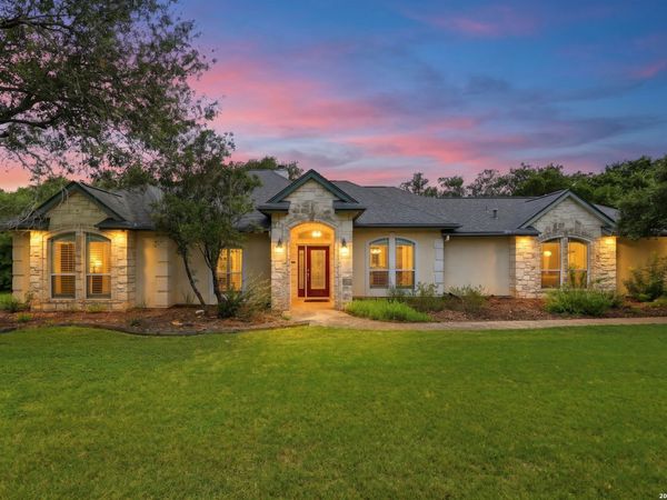 226 LOST CREEK DR, Bulverde, TX 78163