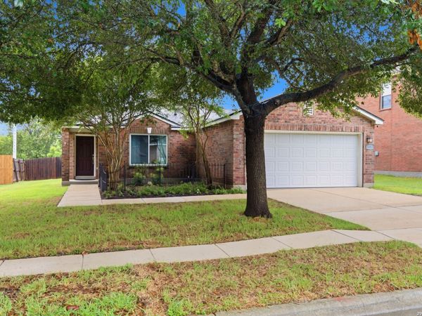11015 FOREST PASS CT, Live Oak, TX 78233