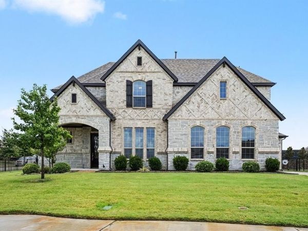 2146 Zurek Lane, Heath, TX 75126