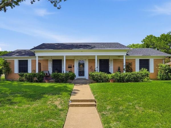8128 Herndon Drive, Benbrook, TX 76116