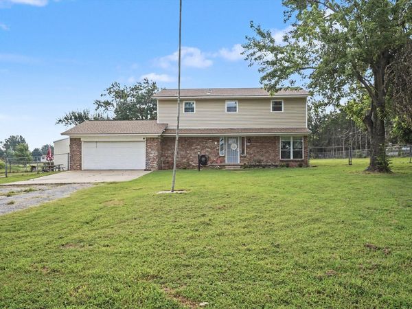 6331 S 126th West Avenue , Sapulpa, OK 74066