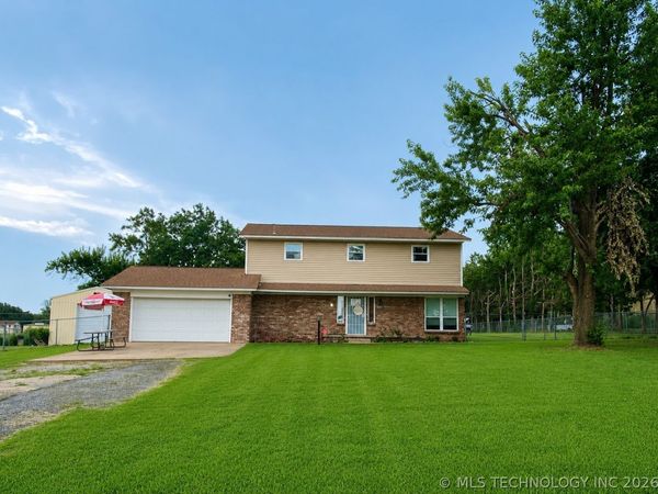 6331 S 126th West Avenue , Sapulpa, OK 74066