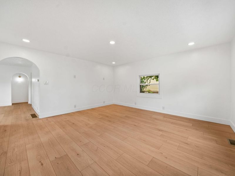 706 E Burgess Street , Mount Vernon, OH 43050 Photo 15
