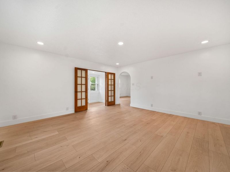 706 E Burgess Street , Mount Vernon, OH 43050 Photo 18