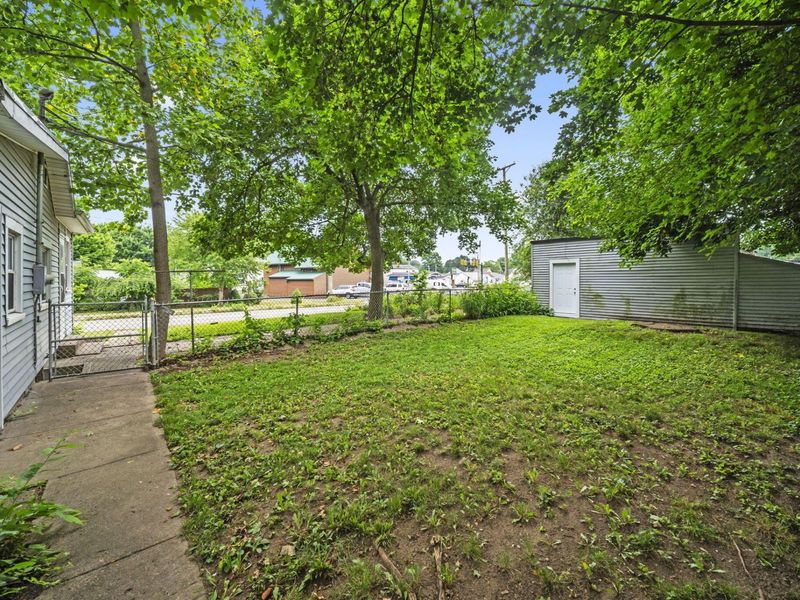 706 E Burgess Street , Mount Vernon, OH 43050 Photo 41