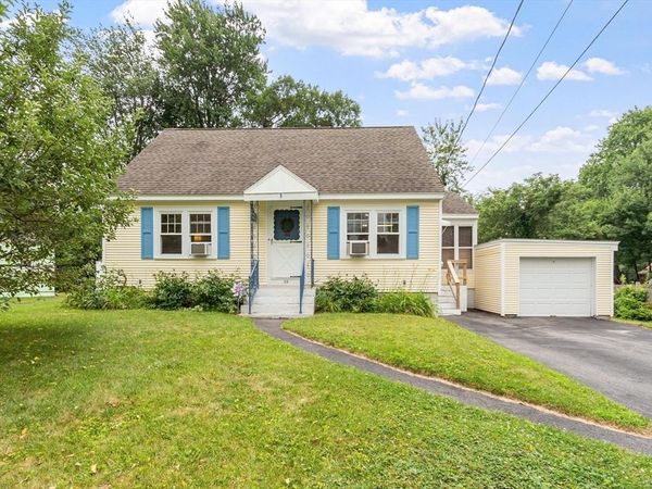 35 Natick St, Lunenburg, MA 01462