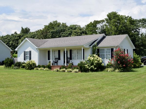 220 Joyce Cir , Lafayette, TN 37083