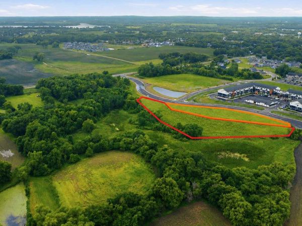 XXX Brookwood Boulevard, Annandale, MN 55302
