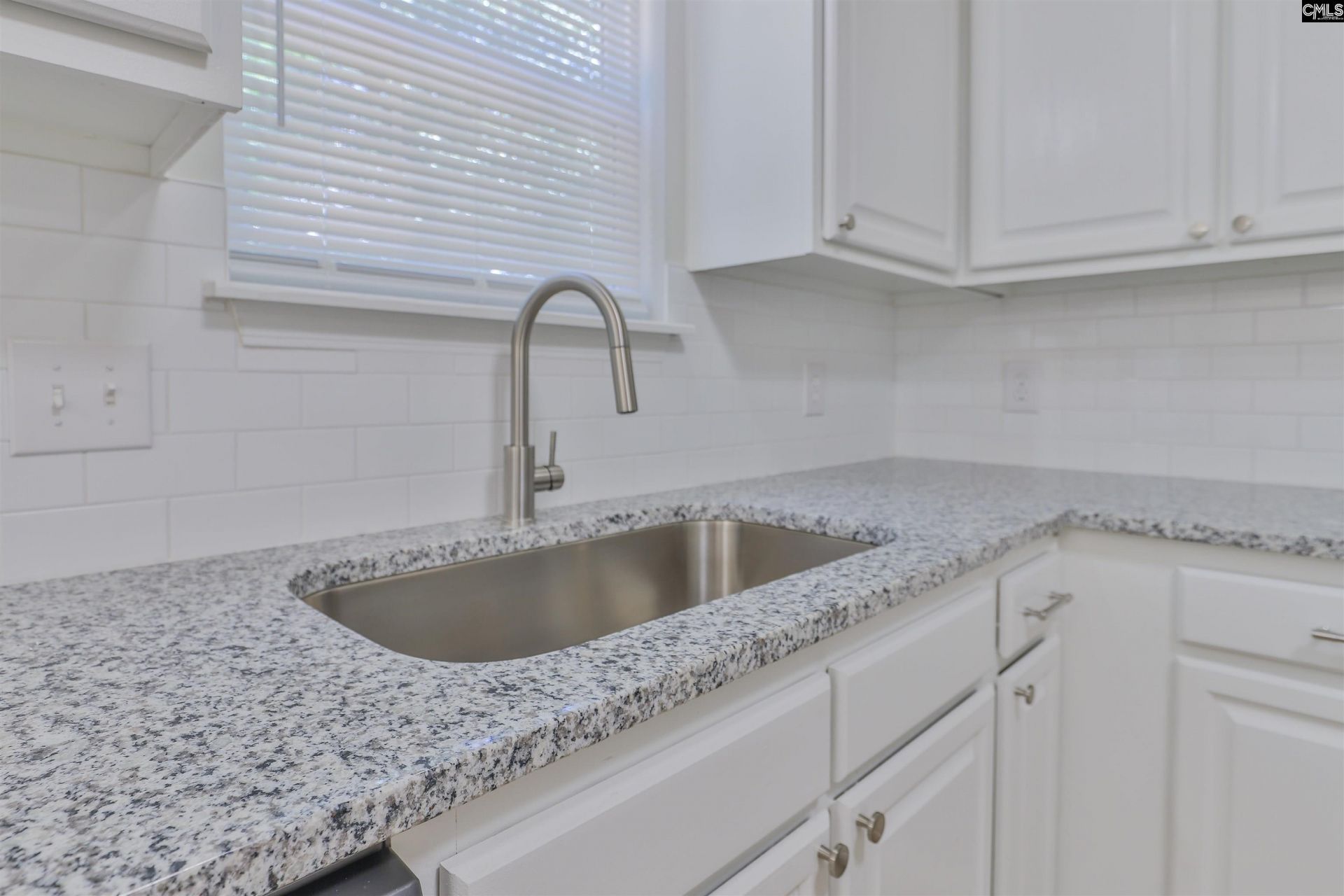 408 Waterville Drive  Photo 18