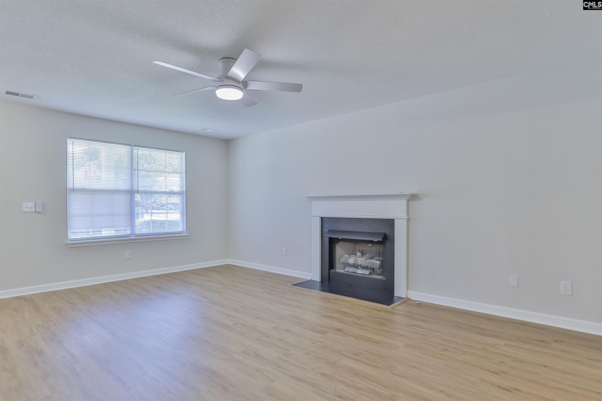 408 Waterville Drive  Photo 7