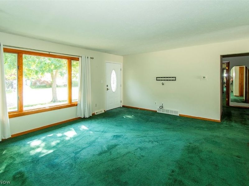 19155 Davinwood Drive , Cleveland, OH 44135 Photo 8