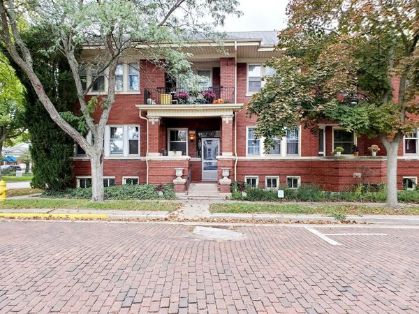 520 State Street, Unit d, St. Joseph, MI 49085