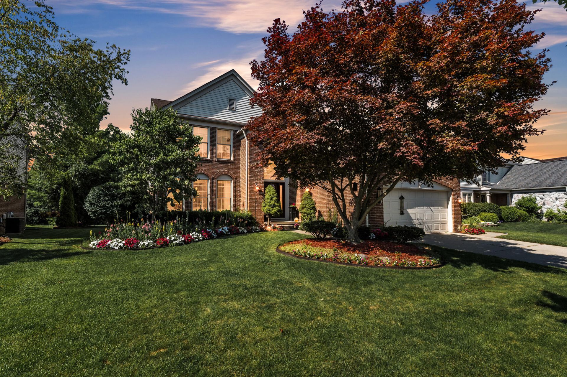 44899 Weymouth Drive, Canton, MI 48188 Main Photo