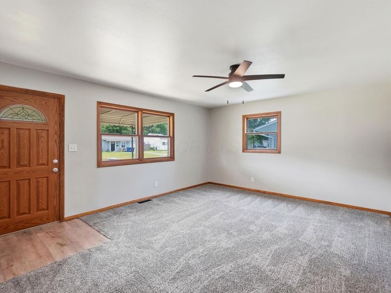 5474 Inlet Drive , Columbus, OH 43232 Photo 3