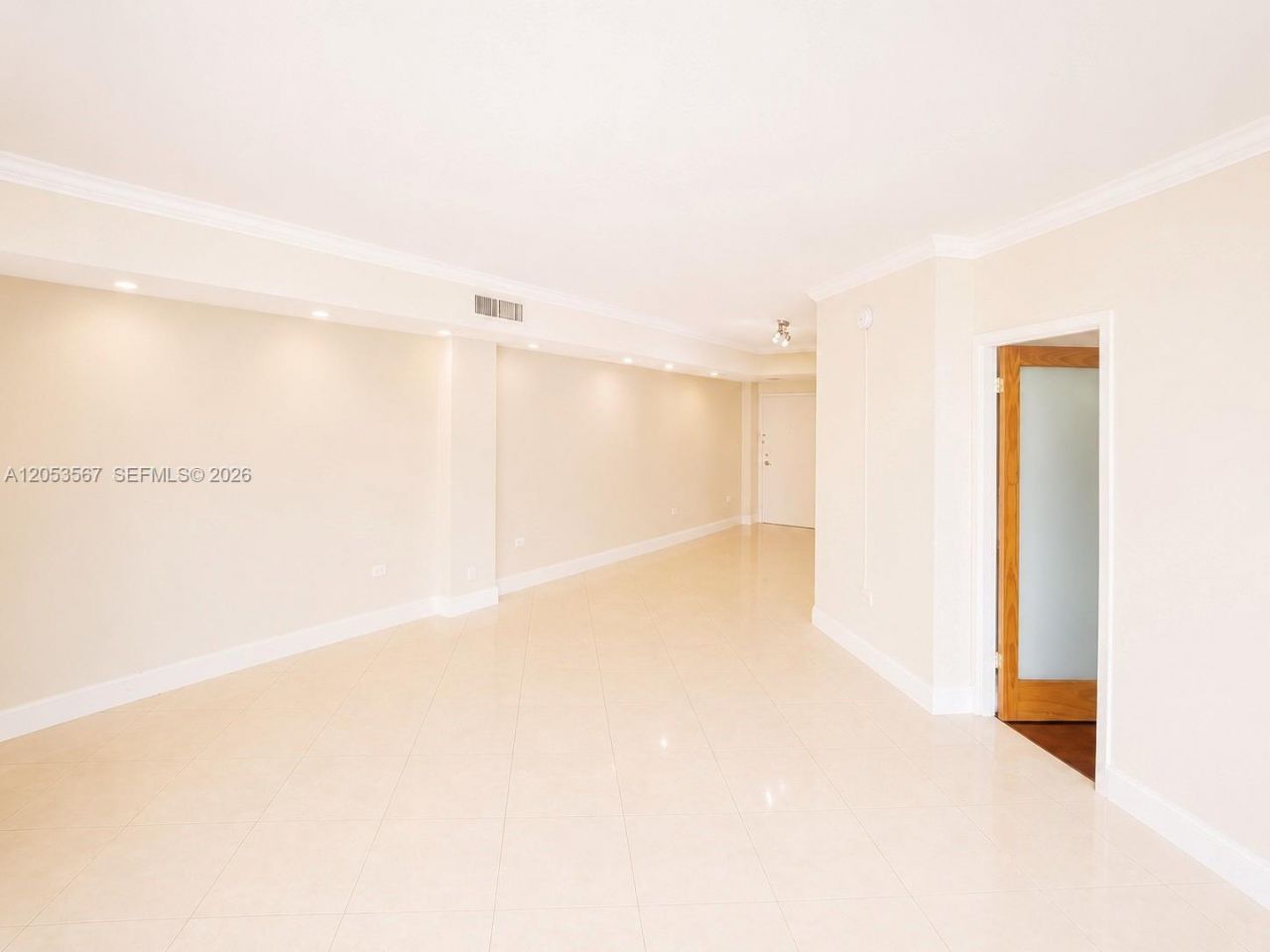 825 Brickell Bay Dr , Unit 1245, Miami, FL 33131 Photo
