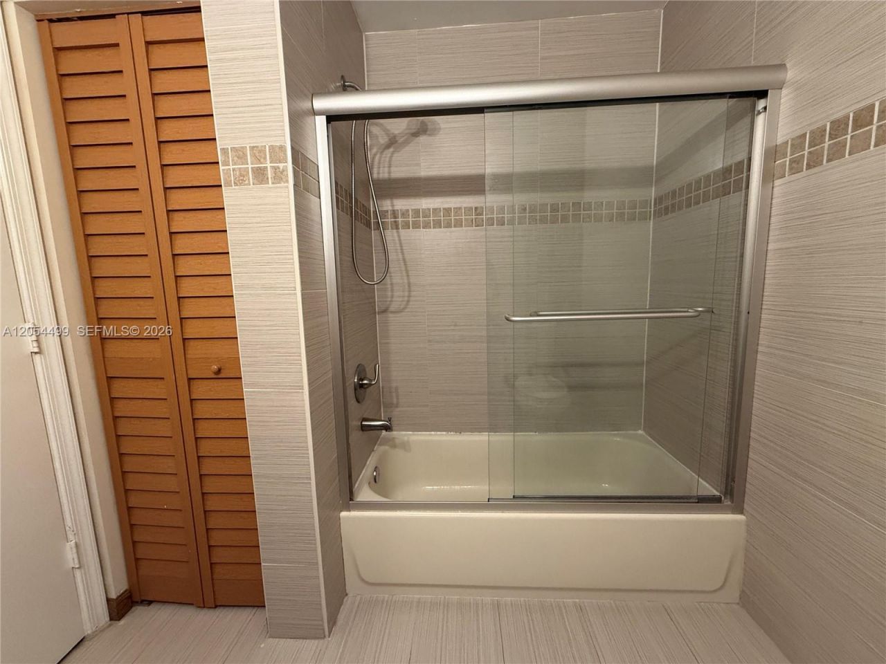 2011 Renaissance Blvd, Unit 208, Miramar, FL 33025 Photo