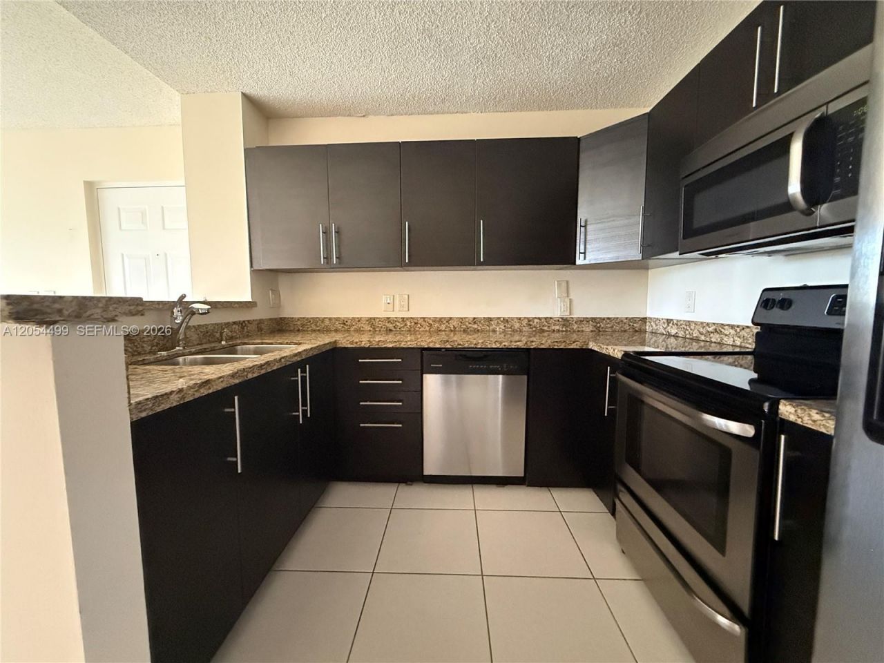 2011 Renaissance Blvd , Unit 208, Miramar, FL 33025 Photo