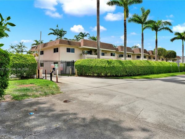14500 SW 88th Ave , Unit 217, Palmetto Bay, FL 33176