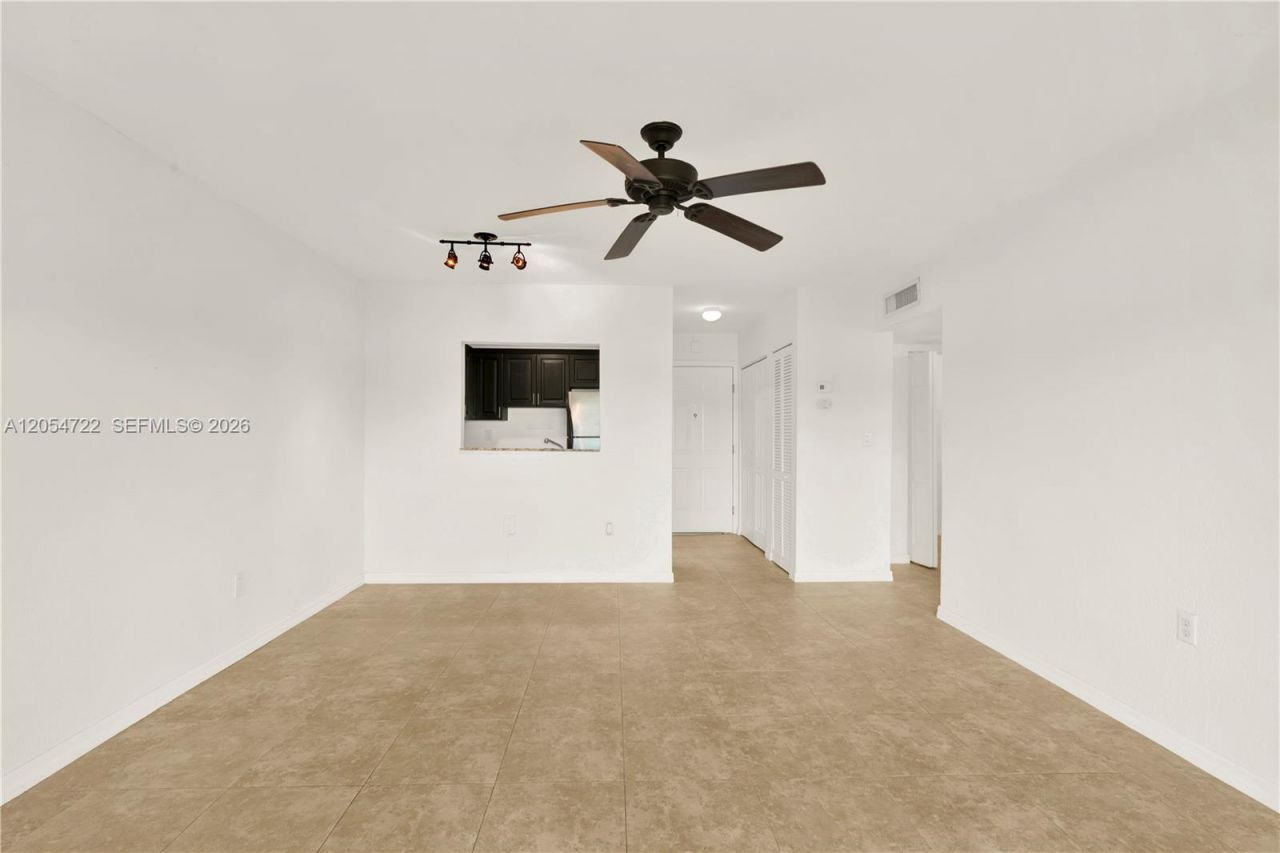 14500 SW 88th Ave , Unit 217, Palmetto Bay, FL 33176 Photo