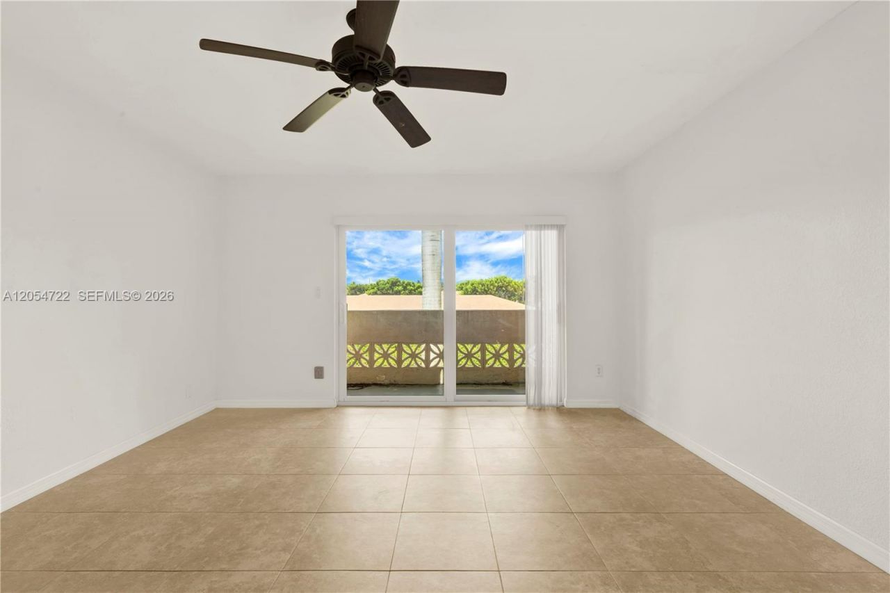 14500 SW 88th Ave , Unit 217, Palmetto Bay, FL 33176 Photo