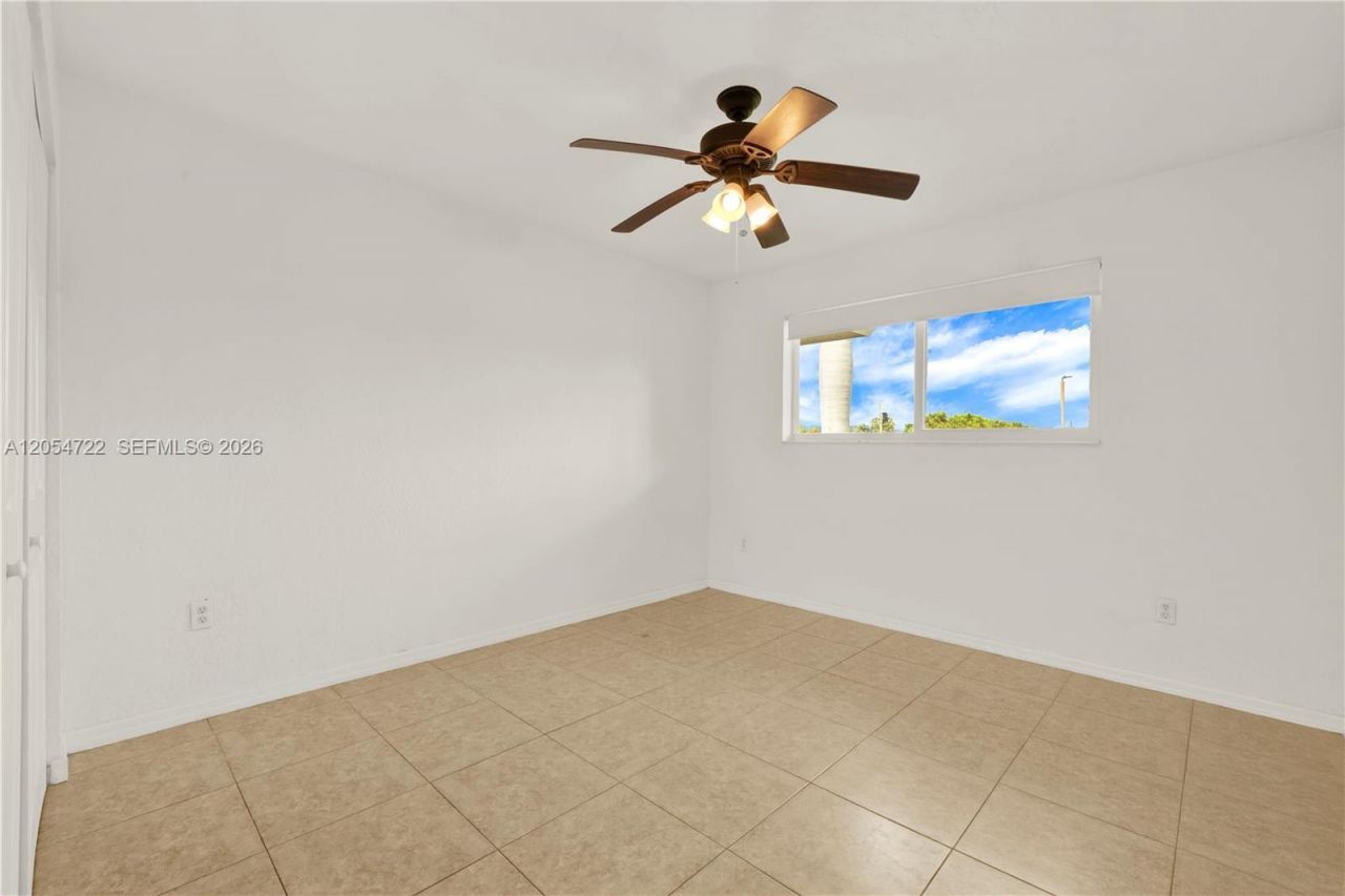 14500 SW 88th Ave , Unit 217, Palmetto Bay, FL 33176 Photo