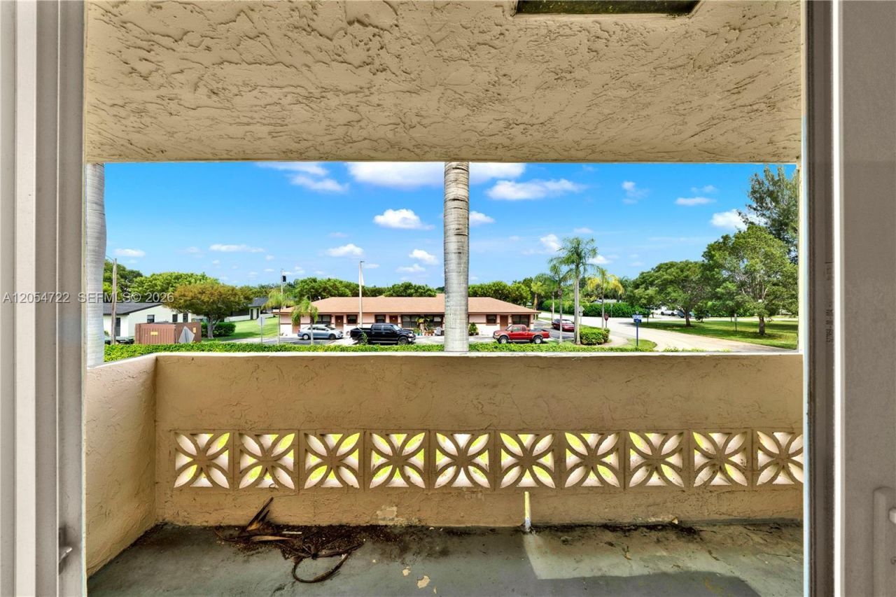 14500 SW 88th Ave , Unit 217, Palmetto Bay, FL 33176 Photo