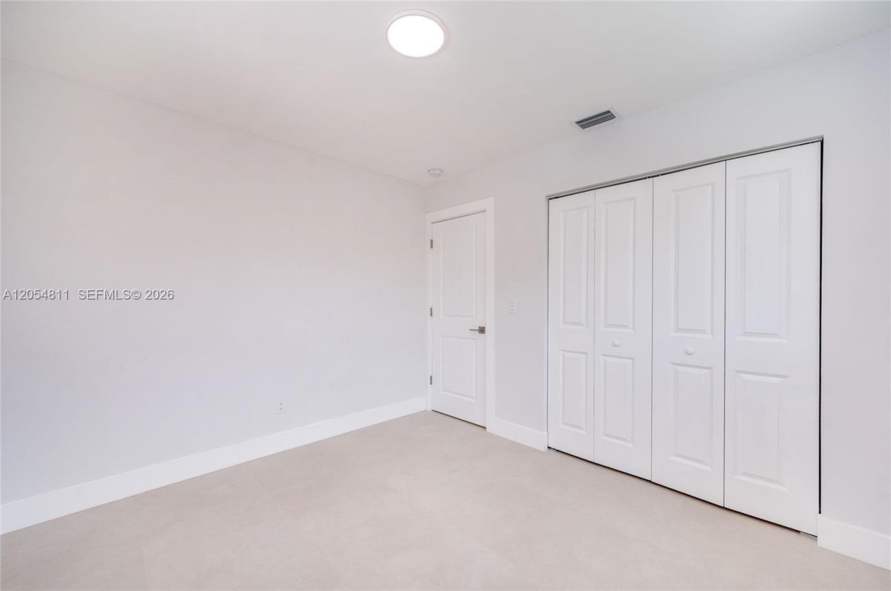 10040 SW 215th St , Cutler Bay, FL 33189 Photo