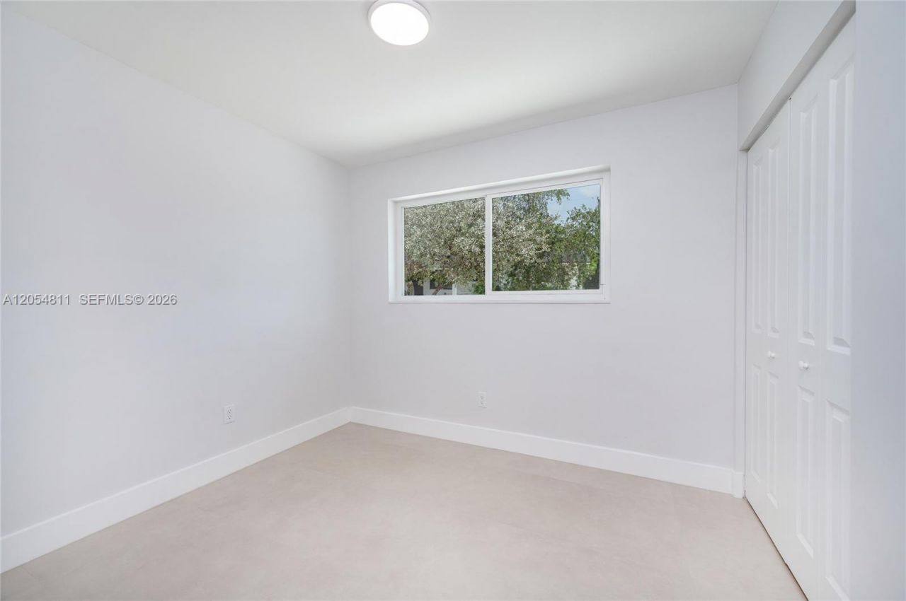 10040 SW 215th St , Cutler Bay, FL 33189 Photo