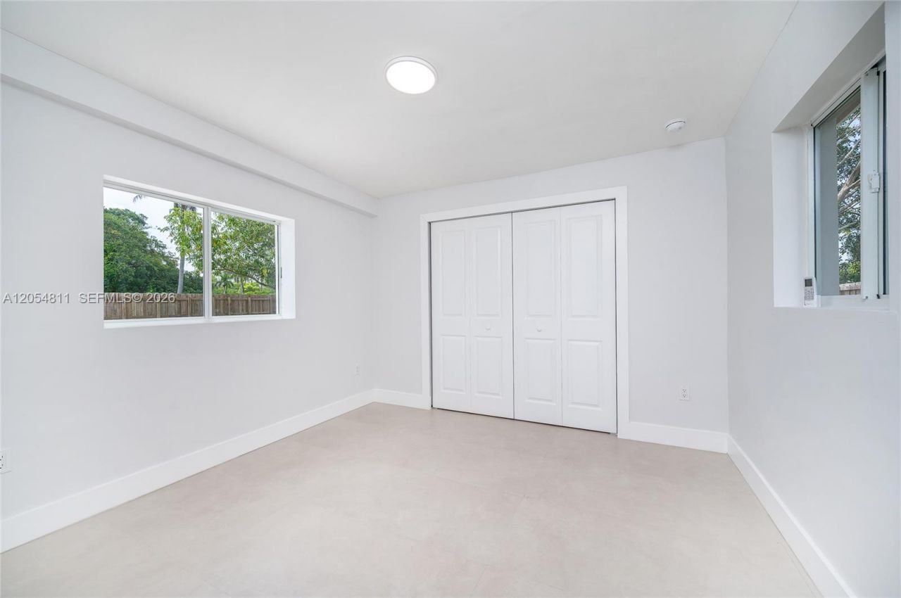 10040 SW 215th St , Cutler Bay, FL 33189 Photo