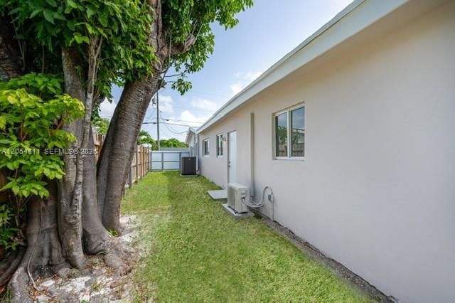 10040 SW 215th St , Cutler Bay, FL 33189 Photo