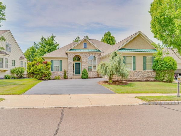 1010 MONROE DRIVE , WARWICK, PA 18974