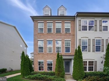 8944 DAHLGREN RIDGE ROAD , MANASSAS, VA 20111