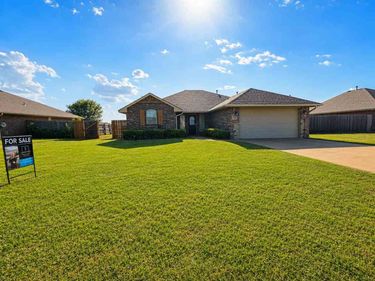 108 S 6th Ave, Sterling, OK 73567