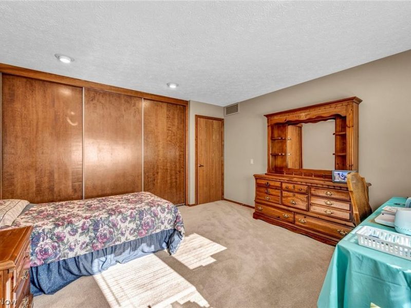 32912 Woodstone Circle, North Ridgeville, OH 44039 Photo 32