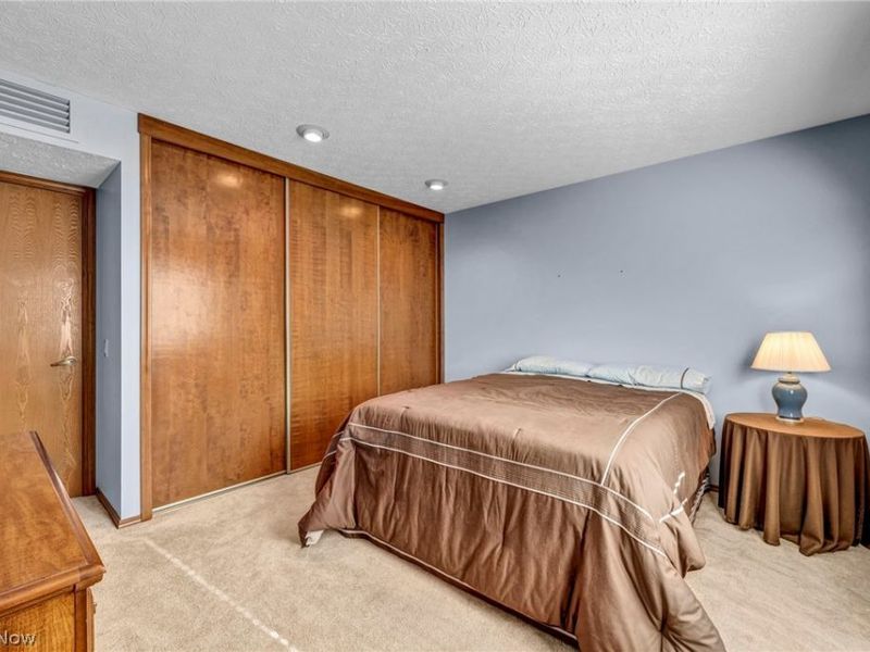 32912 Woodstone Circle, North Ridgeville, OH 44039 Photo 34