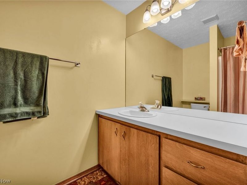 32912 Woodstone Circle, North Ridgeville, OH 44039 Photo 35