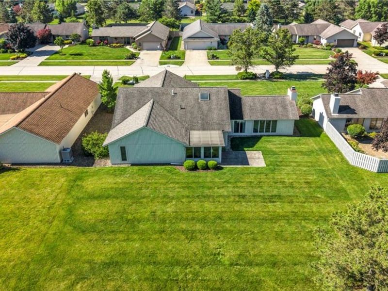 32912 Woodstone Circle, North Ridgeville, OH 44039 Photo 42