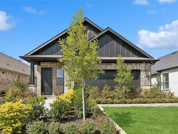 911 Sagebrush Trail, Sherman, TX 75092