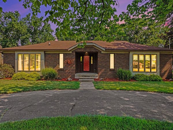 171 Sunnybrook Drive SW, Grandville, MI 49418