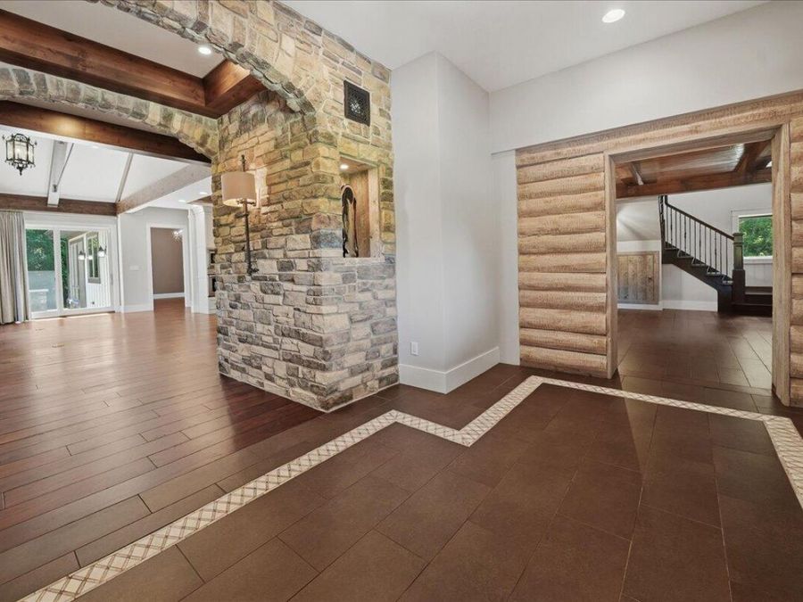 Property Image 116