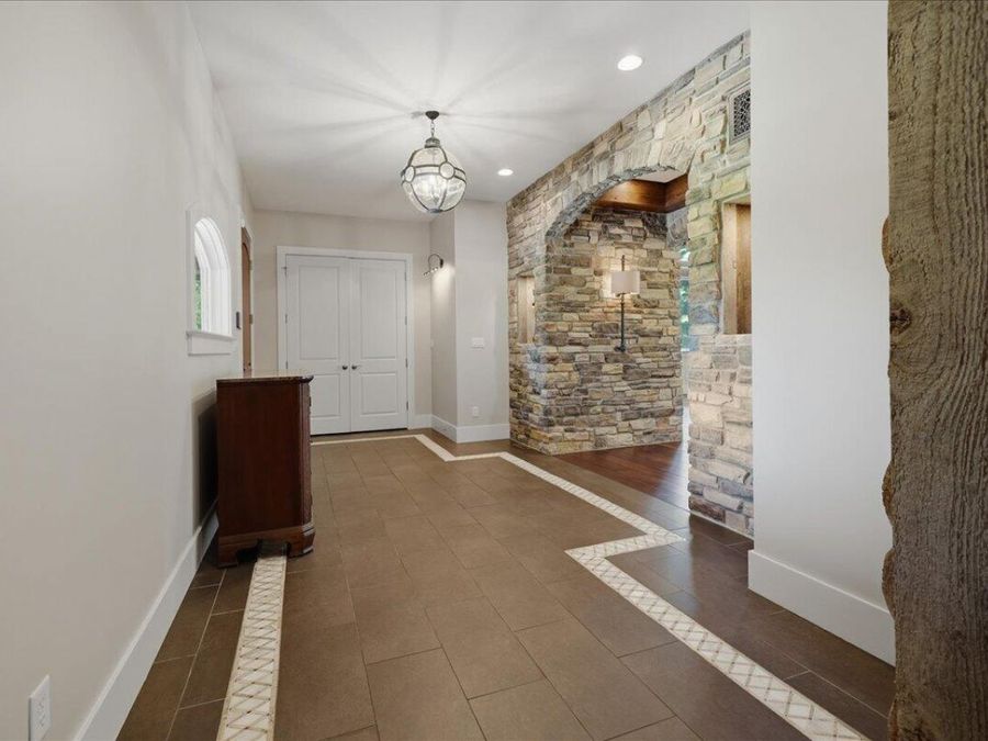 Property Image 117