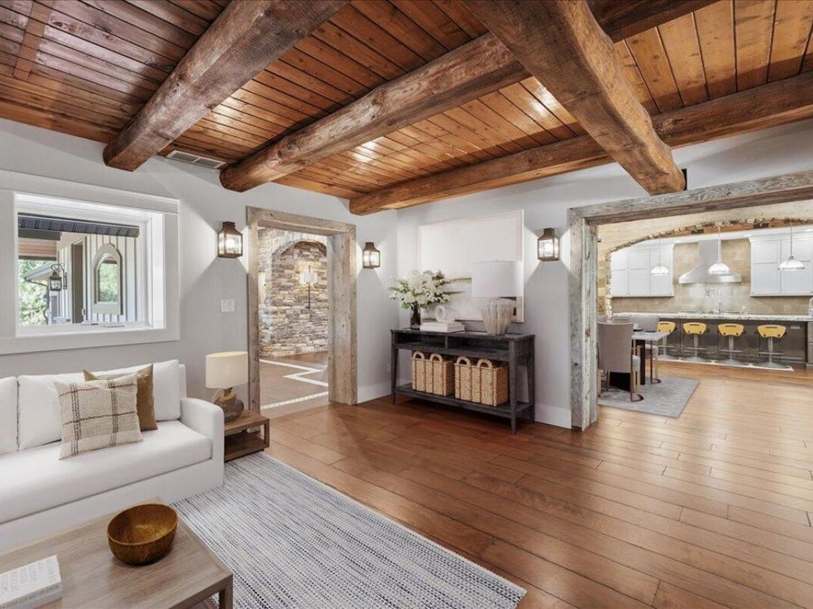 Property Image 118