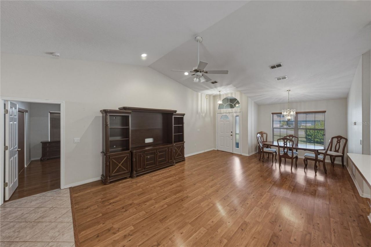 6232 Huntington Drive , Zephyrhills, FL 33542 Photo