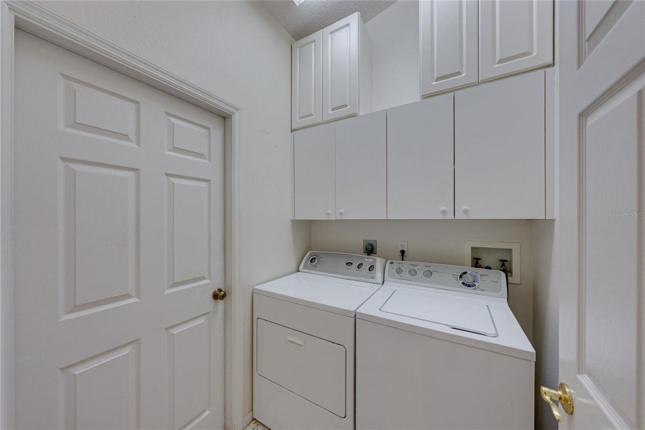 6232 Huntington Drive , Zephyrhills, FL 33542 Photo