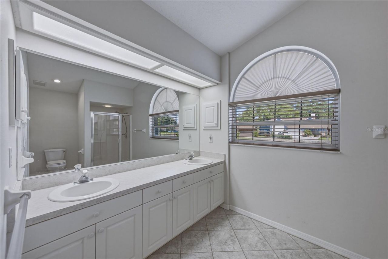 6232 Huntington Drive , Zephyrhills, FL 33542 Photo