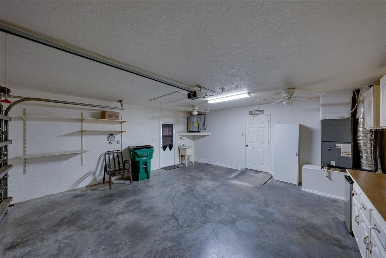6232 Huntington Drive , Zephyrhills, FL 33542 Photo